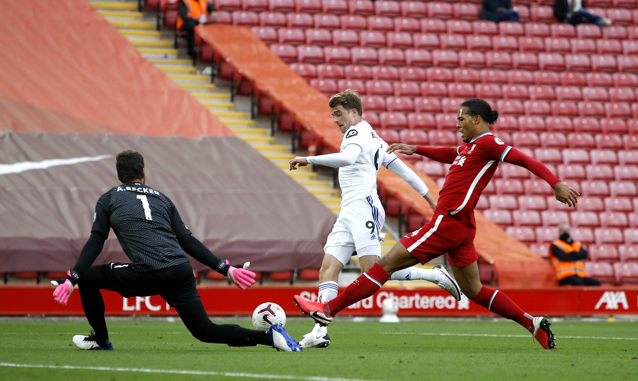 表现以及稳 表现以及稳